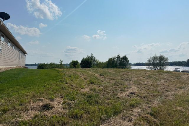 7196 Lavalle Drive, Hugo, MN 55038