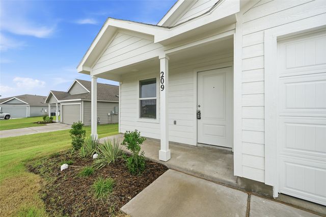 209 Cattail Lane, Denison, TX 75092