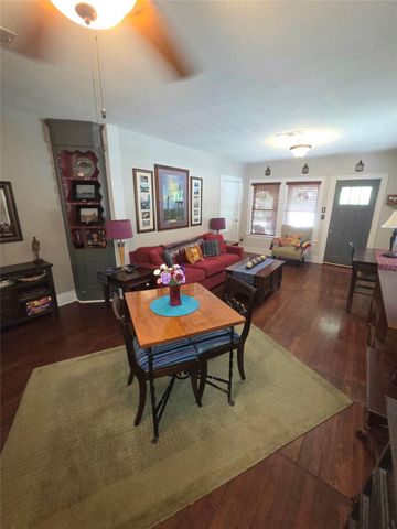 1425 Munger Street, Houston, TX 77023