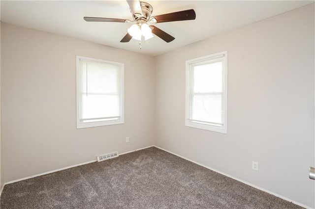 4843 NE Tullis Avenue, Kansas City, MO 64119