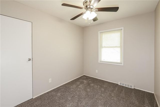 4843 NE Tullis Avenue, Kansas City, MO 64119