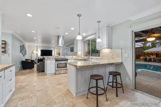 4346 Charger Blvd, San Diego, CA 92117