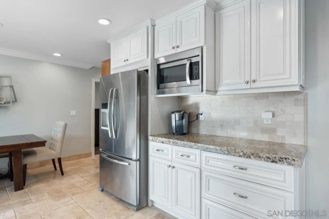 4346 Charger Blvd, San Diego, CA 92117