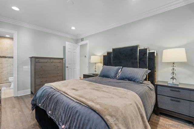 4346 Charger Blvd, San Diego, CA 92117
