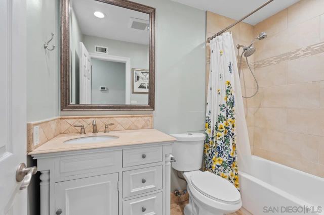 4346 Charger Blvd, San Diego, CA 92117