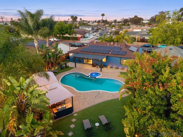 4346 Charger Blvd, San Diego, CA 92117