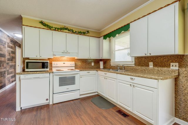 133 Journeys End Road, Elizabethton, TN 37643