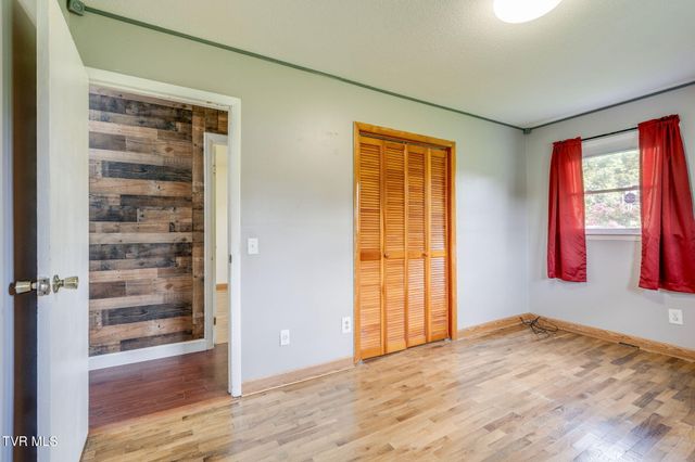 133 Journeys End Road, Elizabethton, TN 37643