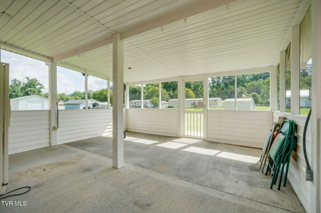 133 Journeys End Road, Elizabethton, TN 37643
