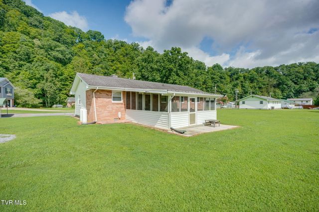 133 Journeys End Road, Elizabethton, TN 37643