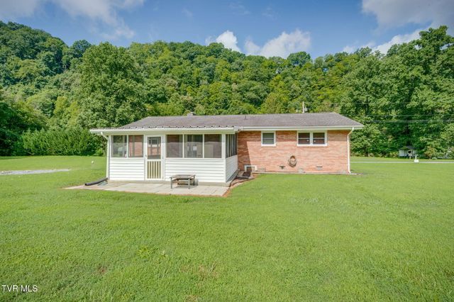 133 Journeys End Road, Elizabethton, TN 37643