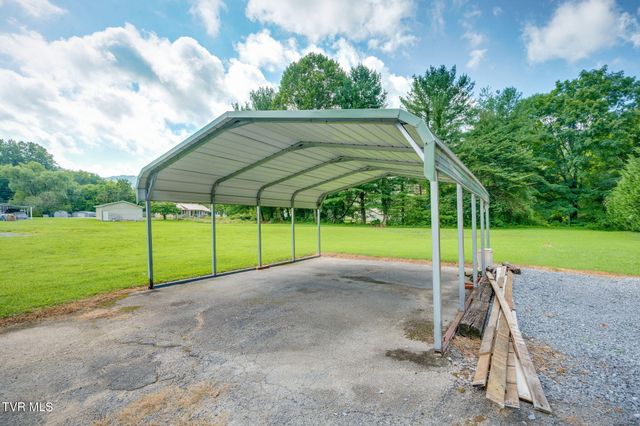 133 Journeys End Road, Elizabethton, TN 37643
