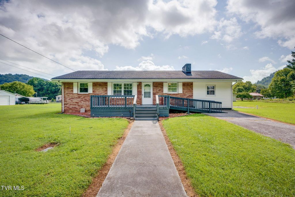 133 Journeys End Road, Elizabethton, TN 37643
