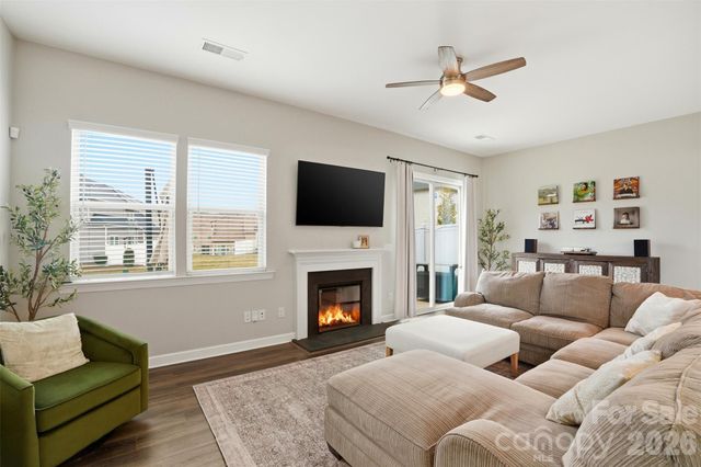 9258 Glenburn Lane, Charlotte, NC 28278