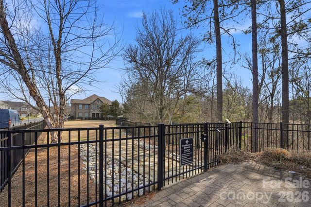 9258 Glenburn Lane, Charlotte, NC 28278