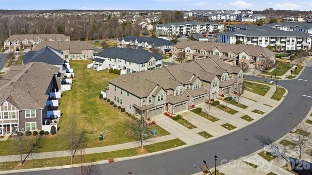 9258 Glenburn Lane, Charlotte, NC 28278