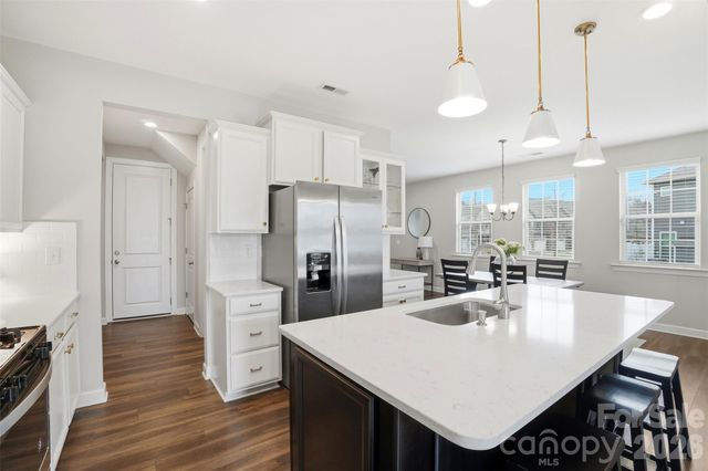 9258 Glenburn Lane, Charlotte, NC 28278