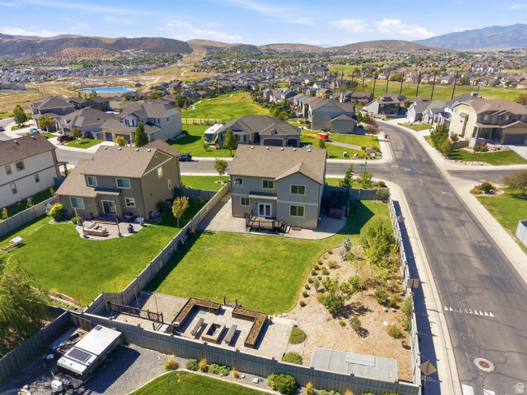 9022 N SUFFOLK LN, Eagle Mountain, UT 84005 — photo 3