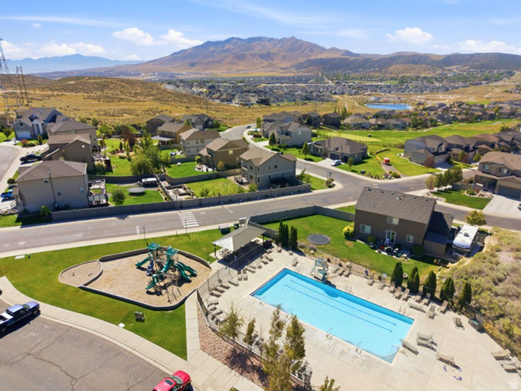 9022 N SUFFOLK LN, Eagle Mountain, UT 84005 — photo 4