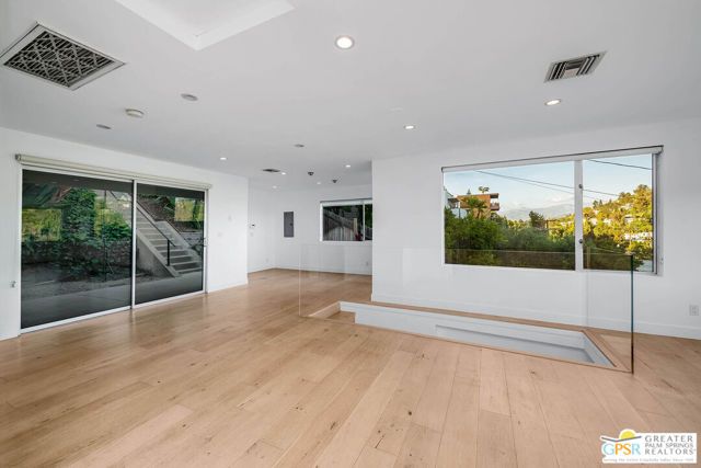 1346 Westerly Terrace, Los Angeles, CA 90026