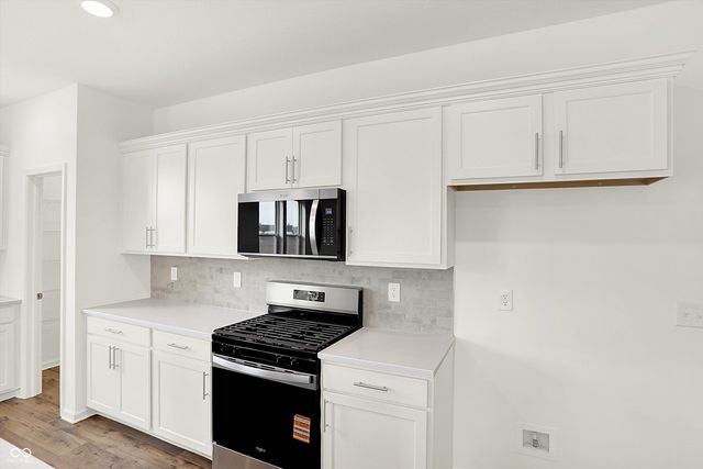 7596 Bluegill Drive, Noblesville, IN 46062