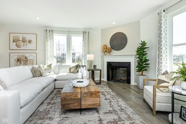 7596 Bluegill Drive, Noblesville, IN 46062