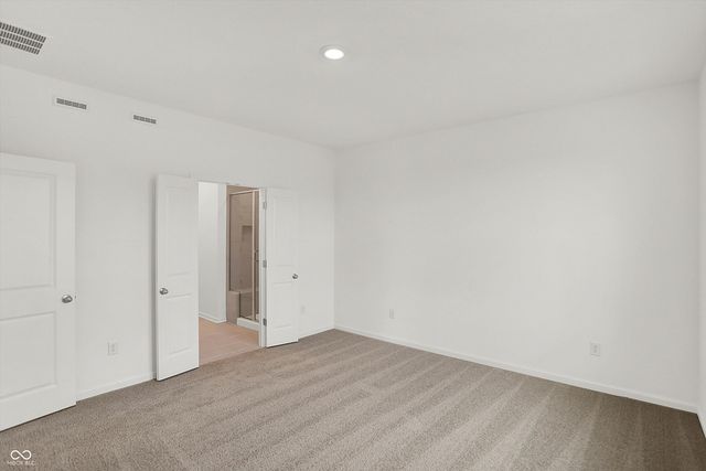 7596 Bluegill Drive, Noblesville, IN 46062