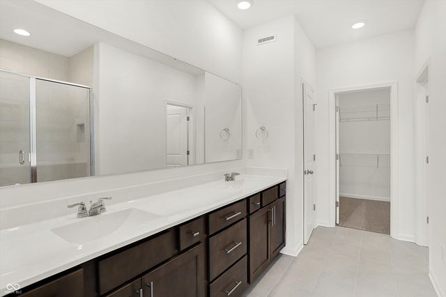 7596 Bluegill Drive, Noblesville, IN 46062