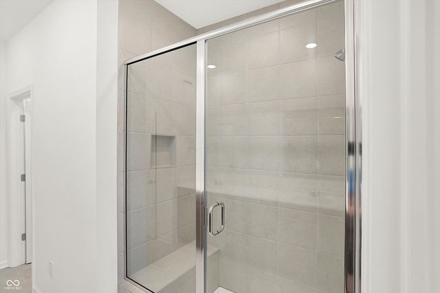 7596 Bluegill Drive, Noblesville, IN 46062