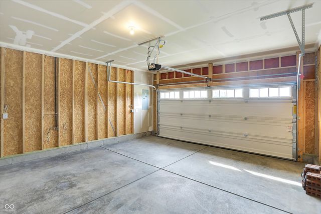 7596 Bluegill Drive, Noblesville, IN 46062