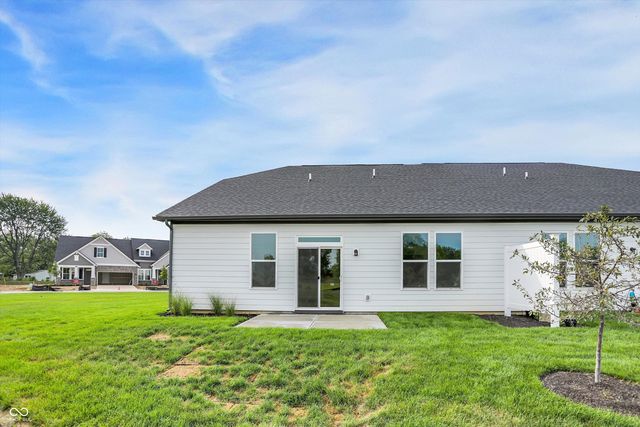 7596 Bluegill Drive, Noblesville, IN 46062