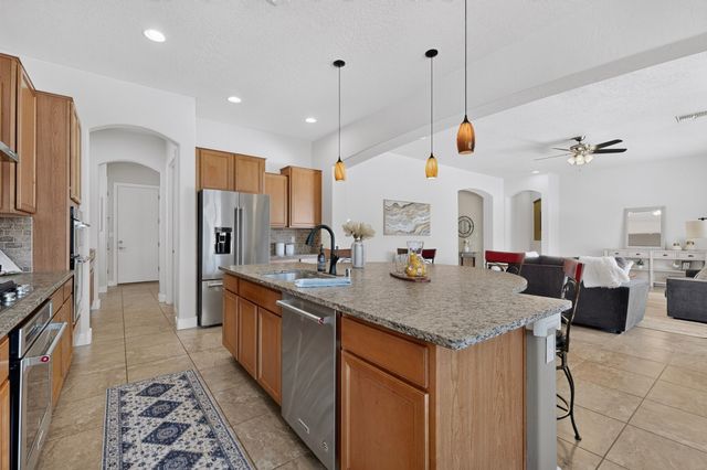 4707 Lluvia Encantada, Santa Fe, NM 87507