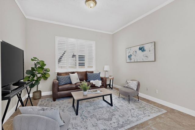4707 Lluvia Encantada, Santa Fe, NM 87507