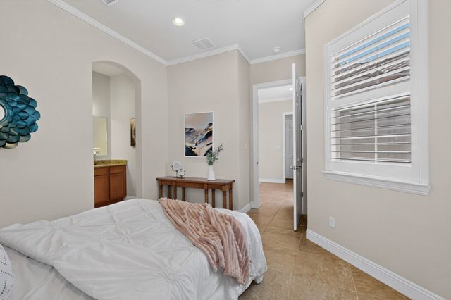4707 Lluvia Encantada, Santa Fe, NM 87507