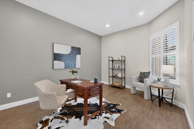 4707 Lluvia Encantada, Santa Fe, NM 87507