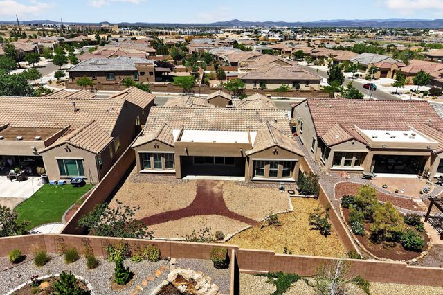 4707 Lluvia Encantada, Santa Fe, NM 87507