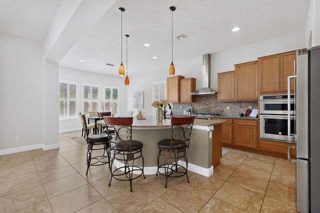 4707 Lluvia Encantada, Santa Fe, NM 87507