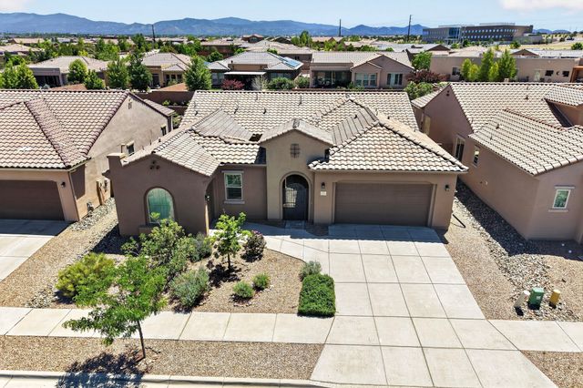 4707 Lluvia Encantada, Santa Fe, NM 87507