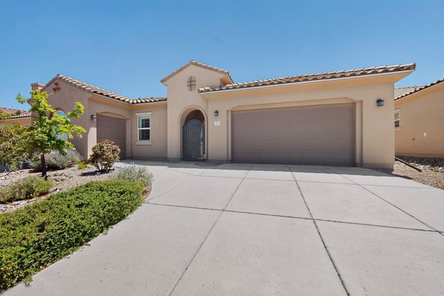 4707 Lluvia Encantada, Santa Fe, NM 87507