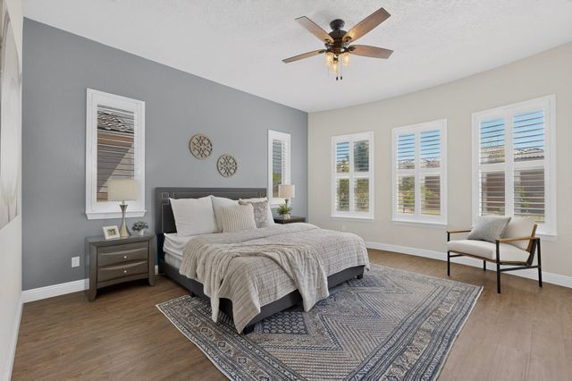 4707 Lluvia Encantada, Santa Fe, NM 87507