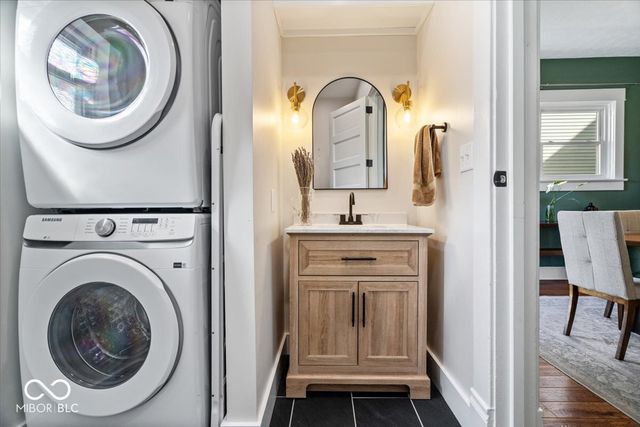 1409 E New York Street, Indianapolis, IN 46201