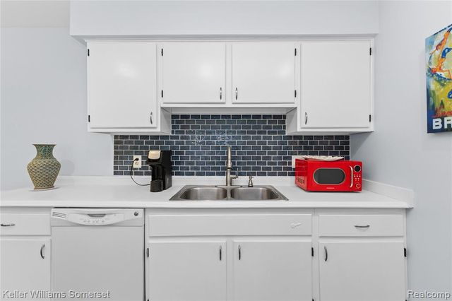 4620 Leafdale Avenue c5, Royal Oak, MI 48073