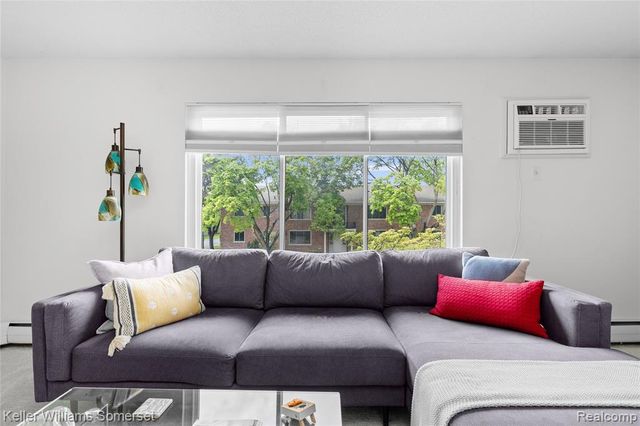 4620 Leafdale Avenue c5, Royal Oak, MI 48073