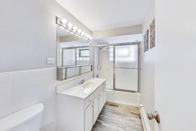 6563 N Harlem Avenue 3E, Chicago, IL 60631