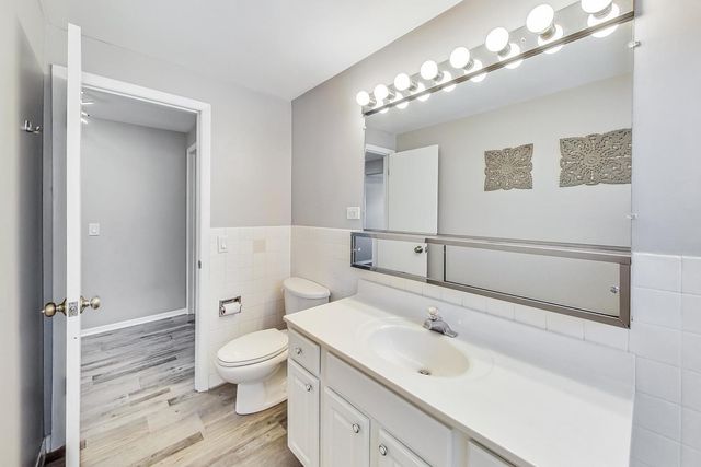 6563 N Harlem Avenue 3E, Chicago, IL 60631