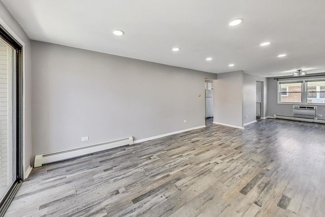 6563 N Harlem Avenue 3E, Chicago, IL 60631
