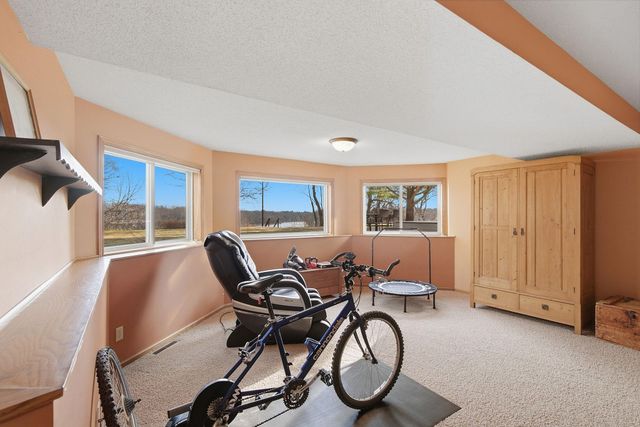 10274 Kahler Avenue NE, Otsego, MN 55362