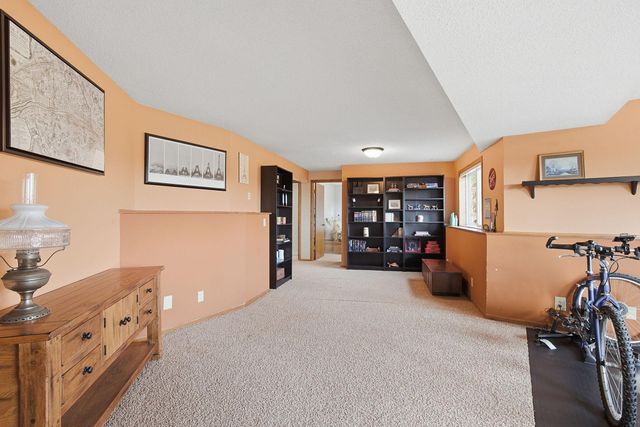 10274 Kahler Avenue NE, Otsego, MN 55362