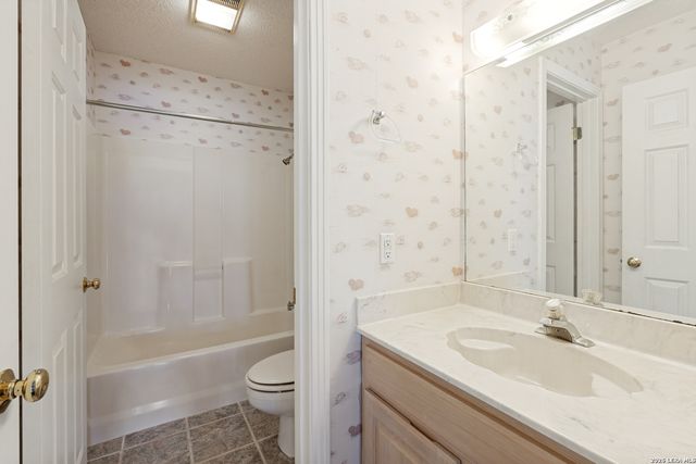 1924 Stagecoach, Canyon Lake, TX 78133