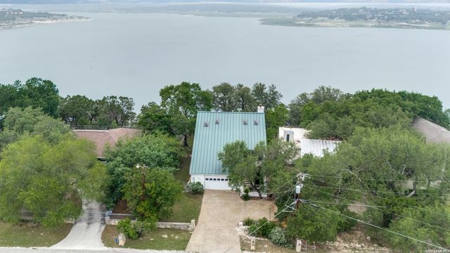 1924 Stagecoach, Canyon Lake, TX 78133